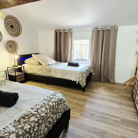 La Casa Du Village Hébergement de vacances